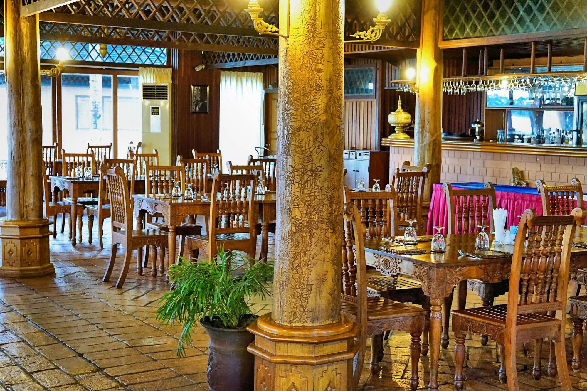 Kma Kaytumadi Hotel Taungoo Exteriér fotografie