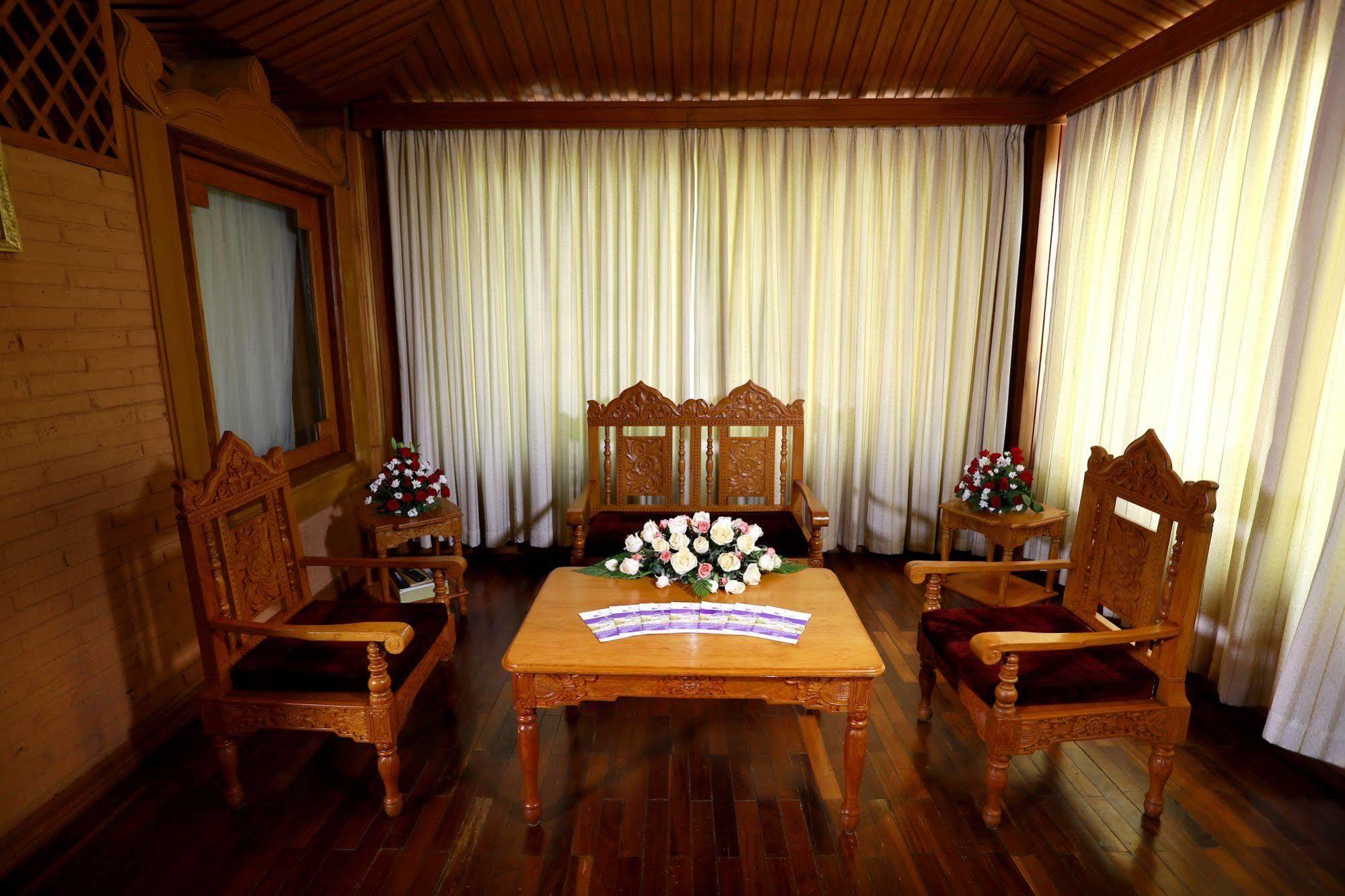 Kma Kaytumadi Hotel Taungoo Exteriér fotografie
