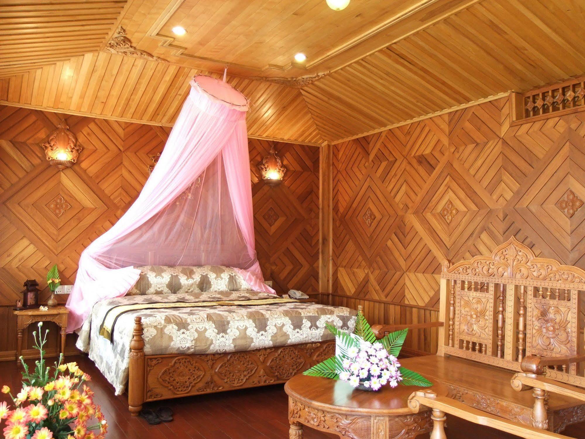 Kma Kaytumadi Hotel Taungoo Exteriér fotografie