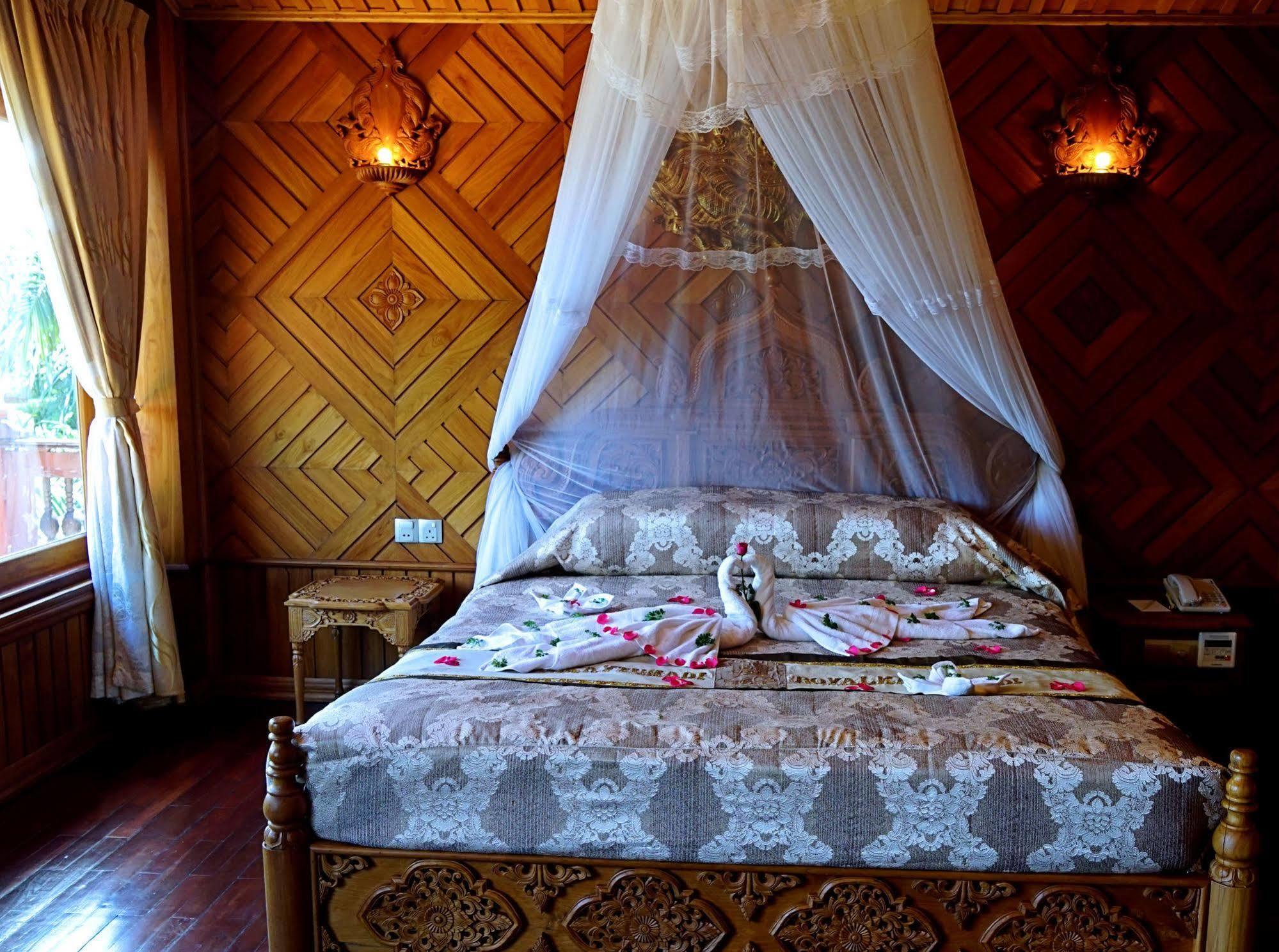 Kma Kaytumadi Hotel Taungoo Exteriér fotografie