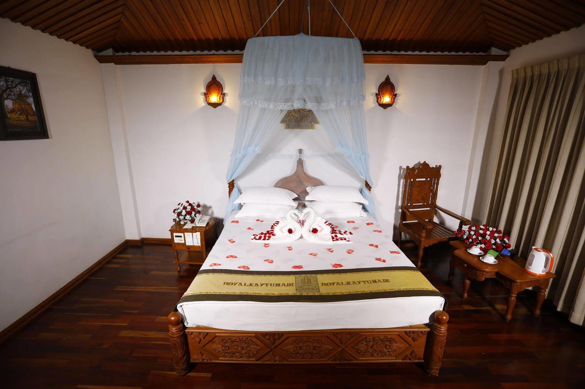 Kma Kaytumadi Hotel Taungoo Exteriér fotografie